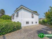 Villa in vendita a Lacchiarella MI