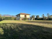 Villa in vendita a Lammari Capannori in Buono composto...