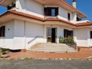 Villa in vendita a Latina LT
