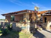 Villa in vendita a Latina LT