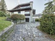Villa in vendita a Lavena Ponte Tresa