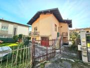 Villa in vendita a Laveno Mombello VA