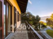 Villa in vendita a Laveno Mombello VA