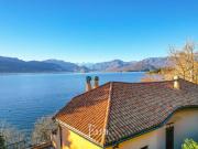 Villa in vendita a Leggiuno VA