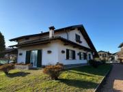 Villa in vendita a Leggiuno VA