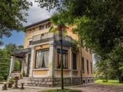 Villa in vendita a Lesa NO