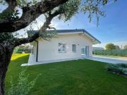 Villa in vendita a Lonato del Garda BS