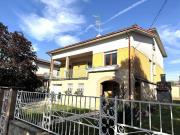 Villa in vendita a Lonato del Garda BS