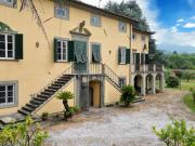 Villa in vendita a Lucca
