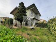Villa in vendita a Lucca