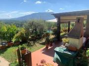 Villa bifamiliare in vendita a Lucca