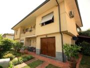 Villa in vendita a Lucca LU