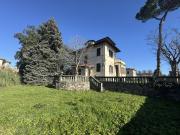 Villa in vendita a Lucca LU