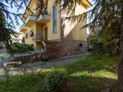 Villa in vendita a Lucca LU