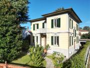 Villa in vendita a Lucca LU