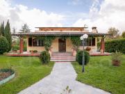 Villa in vendita a Lucca LU