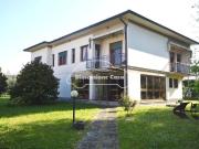 Villa in vendita a Lucca LU