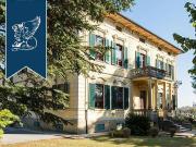 Villa in vendita a Lucca LU