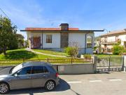 Villa in vendita a Lugagnano Val d'Arda PC