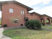 Villa in vendita a Luni