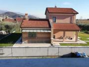 Villa in vendita a Luni