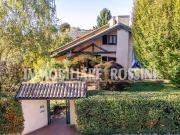 Villa in vendita a Malnate VA