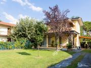VILLA in VENDITA a MASSA Marina di Massa di 5 vani