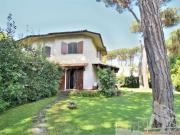 Villa in vendita a Massa MS