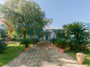 Villa in vendita a Matino
