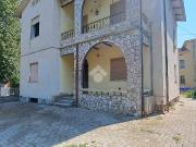Villa in vendita a Medesano PR
