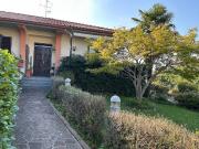 Villa in vendita a Merate LC
