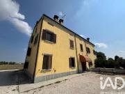 Villa in vendita a Mirandola MO