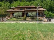 Villa in vendita a Montecalvo in Foglia PU