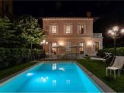 Villa in vendita a Montecatini Terme PT