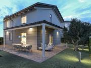 Villa in vendita a Montecchio Emilia RE