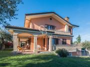 Villa in vendita a Montescudo Monte Colombo