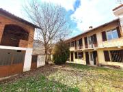 Villa in vendita a Monticello d'Alba CN