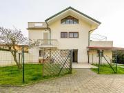 Villa in vendita a Montignoso