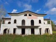 Villa in vendita a Montignoso MS