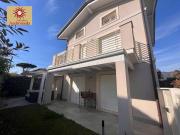 Villa in vendita a Montignoso MS