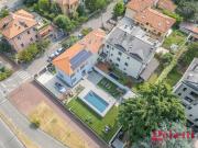 Villa in vendita a Monza
