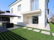 Villa in vendita a Monza MB