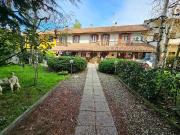 Villa in vendita a Motta de' Conti VC
