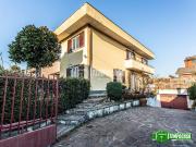 Villa in vendita a Muggiò
