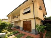 Villa in vendita a Nave Lucca 250 mq Rif: 1330568
