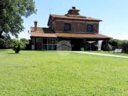 Villa in vendita a Nepi VT