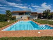 Villa in vendita a Novara NO