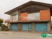 Villa in vendita a Oleggio NO