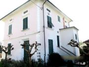 Villa in vendita a Orentano Castelfranco di Sotto 280 mq...
