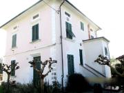 Villa in vendita a Orentano Castelfranco di Sotto in Da...